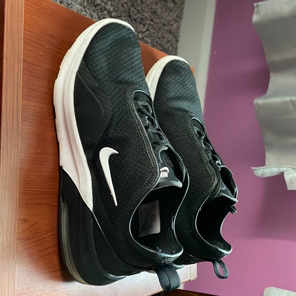 Nike Air - Picture 1 of 3